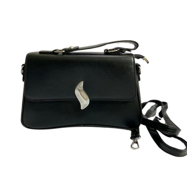 Elegance Curve Shoulder Bag with Sleek Metallic Clasp – Stylish Everyday Companion