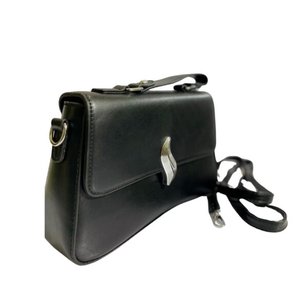 Elegance Curve Shoulder Bag with Sleek Metallic Clasp – Stylish Everyday Companion