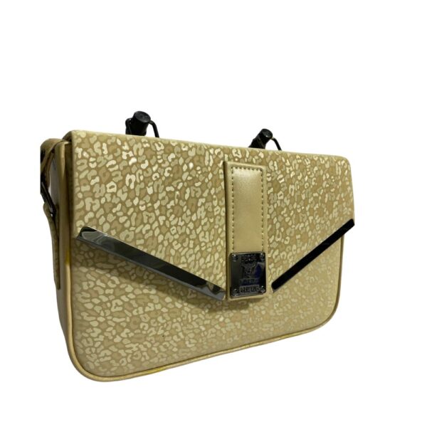 Elegant & Durable Shoulder Bag with Metal Handle – Perfect for Everyday